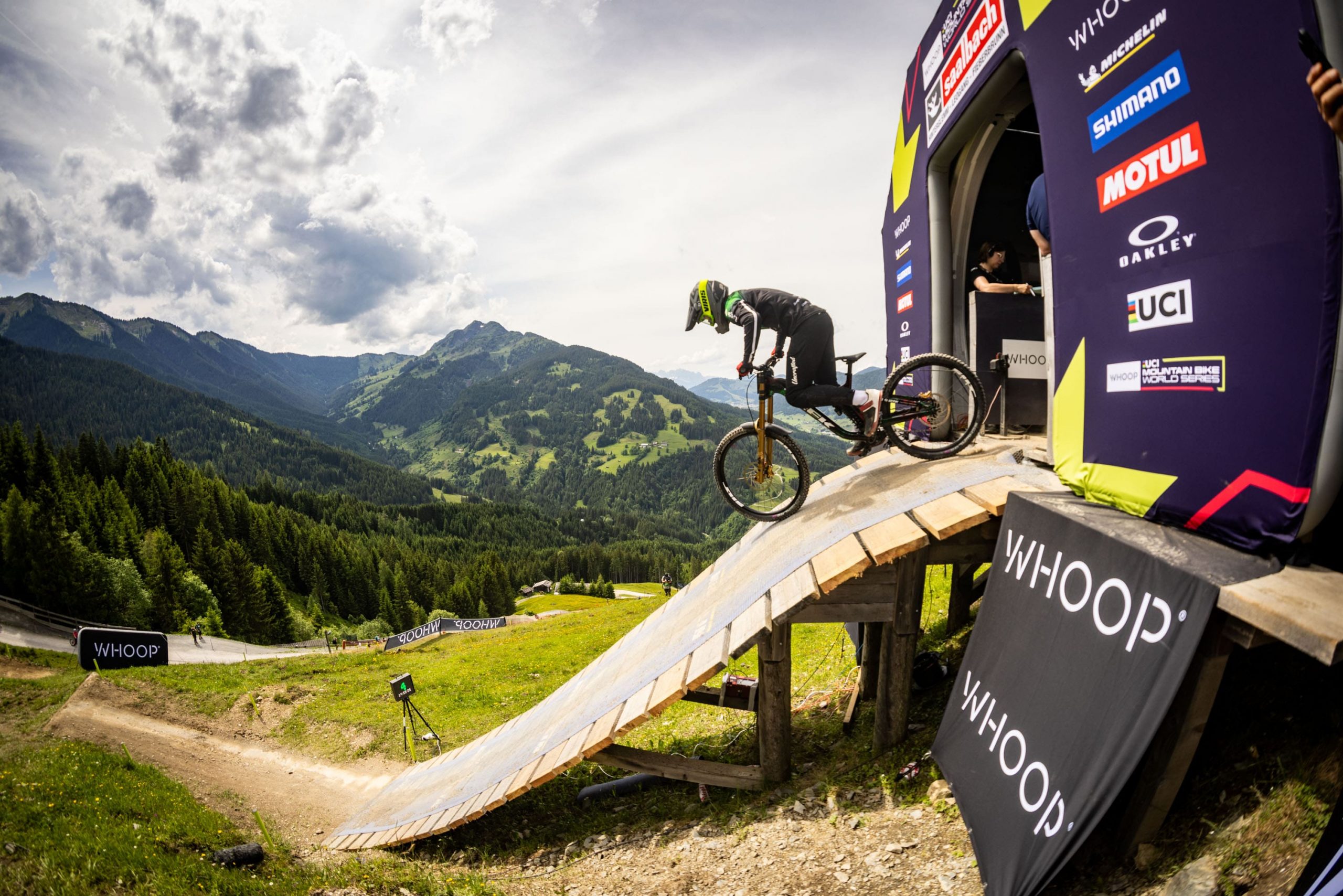 Downhill Leogang: Rough day in the office